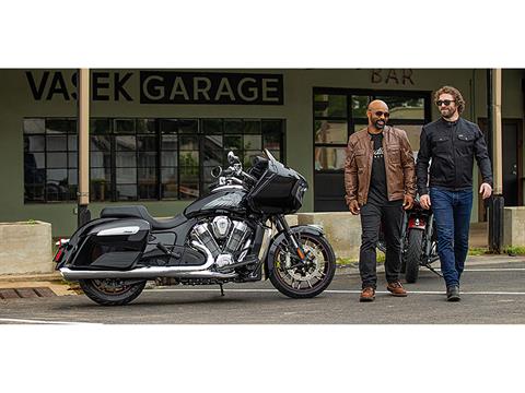 2024 Indian Motorcycle Challenger® Limited in Fort Lauderdale, Florida - Photo 19