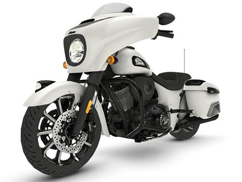 2024 Indian Motorcycle Chieftain® Dark Horse® with PowerBand Audio Package in Fort Lauderdale, Florida - Photo 2