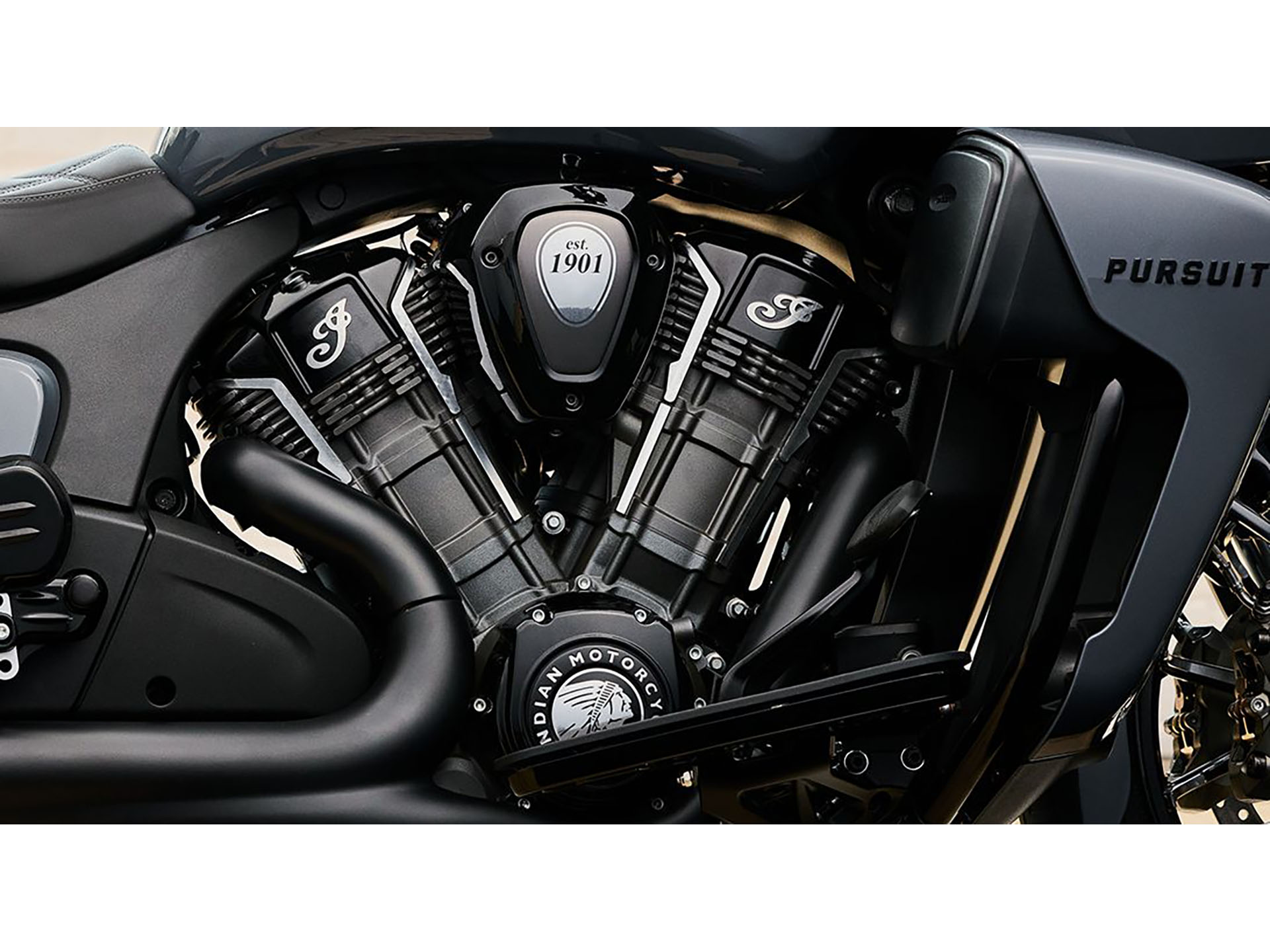 2024 Indian Motorcycle Pursuit® Dark Horse® with PowerBand Audio Package in Fort Lauderdale, Florida - Photo 9