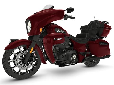 2024 Indian Motorcycle Roadmaster® Dark Horse® with PowerBand Audio Package in Fort Lauderdale, Florida - Photo 2