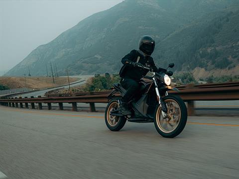 2022 Zero Motorcycles DSR ZF14.4 + Power Tank in Fort Lauderdale, Florida - Photo 8