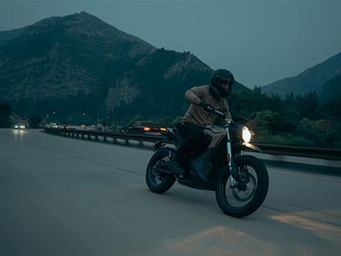2022 Zero Motorcycles DS ZF7.2 in Fort Lauderdale, Florida - Photo 7