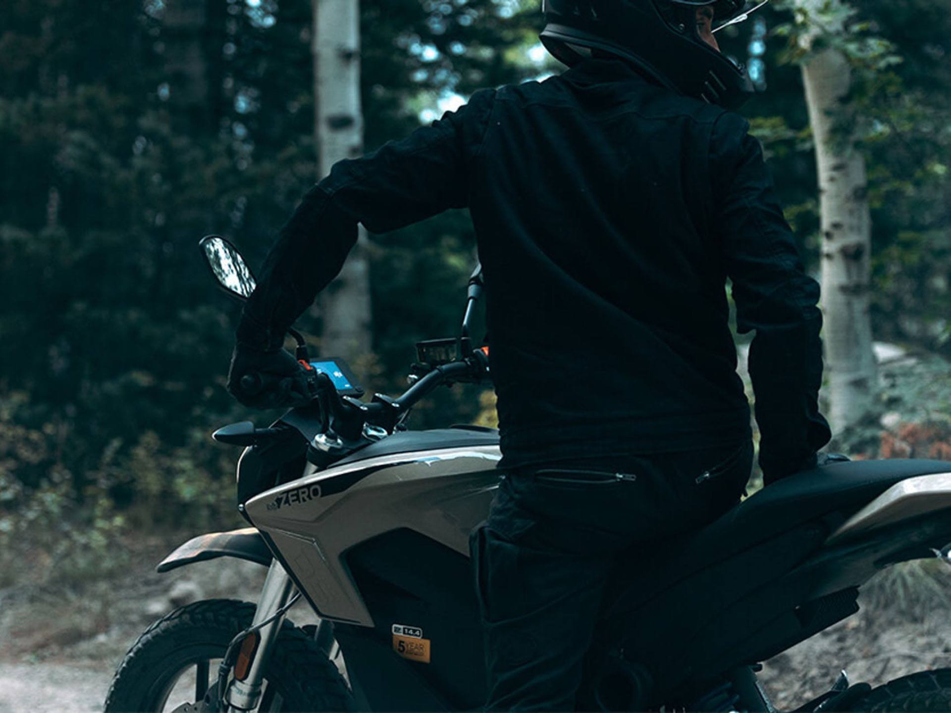 2022 Zero Motorcycles DS ZF7.2 + Charge Tank in Fort Lauderdale, Florida - Photo 10