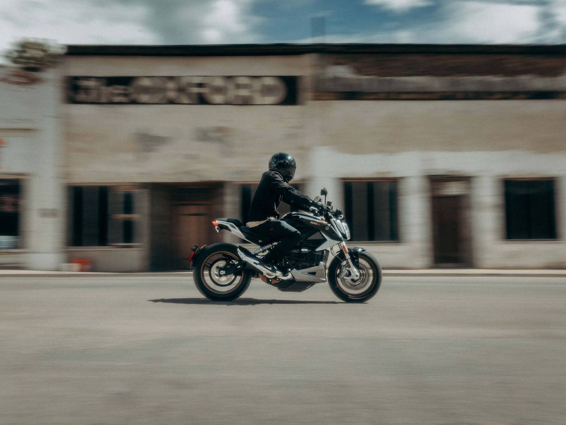2024 Zero Motorcycles SR/F NA ZF17.3 in Fort Lauderdale, Florida - Photo 9