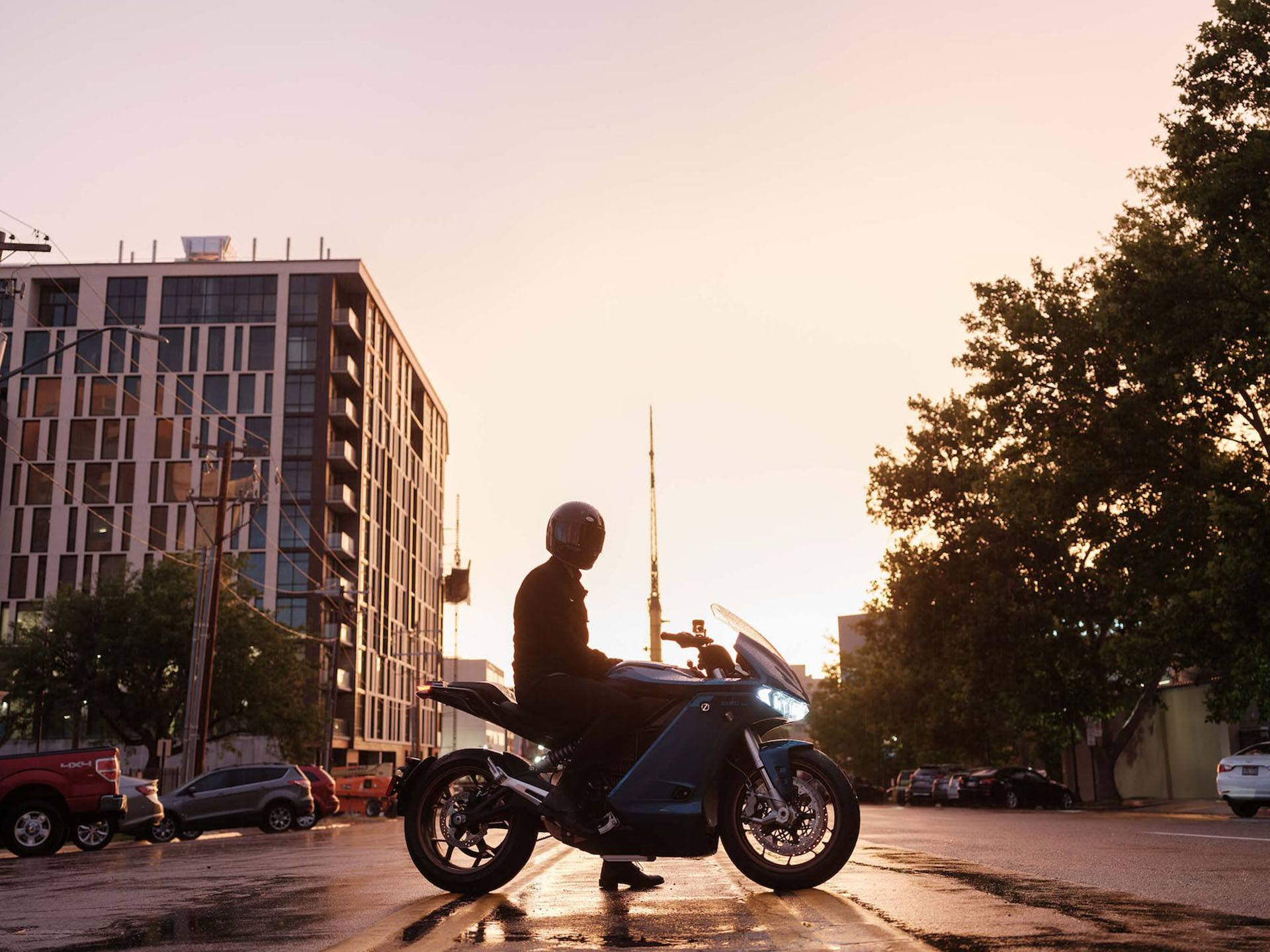 2024 Zero Motorcycles SR/S NA ZF17.3 in Fort Lauderdale, Florida - Photo 8