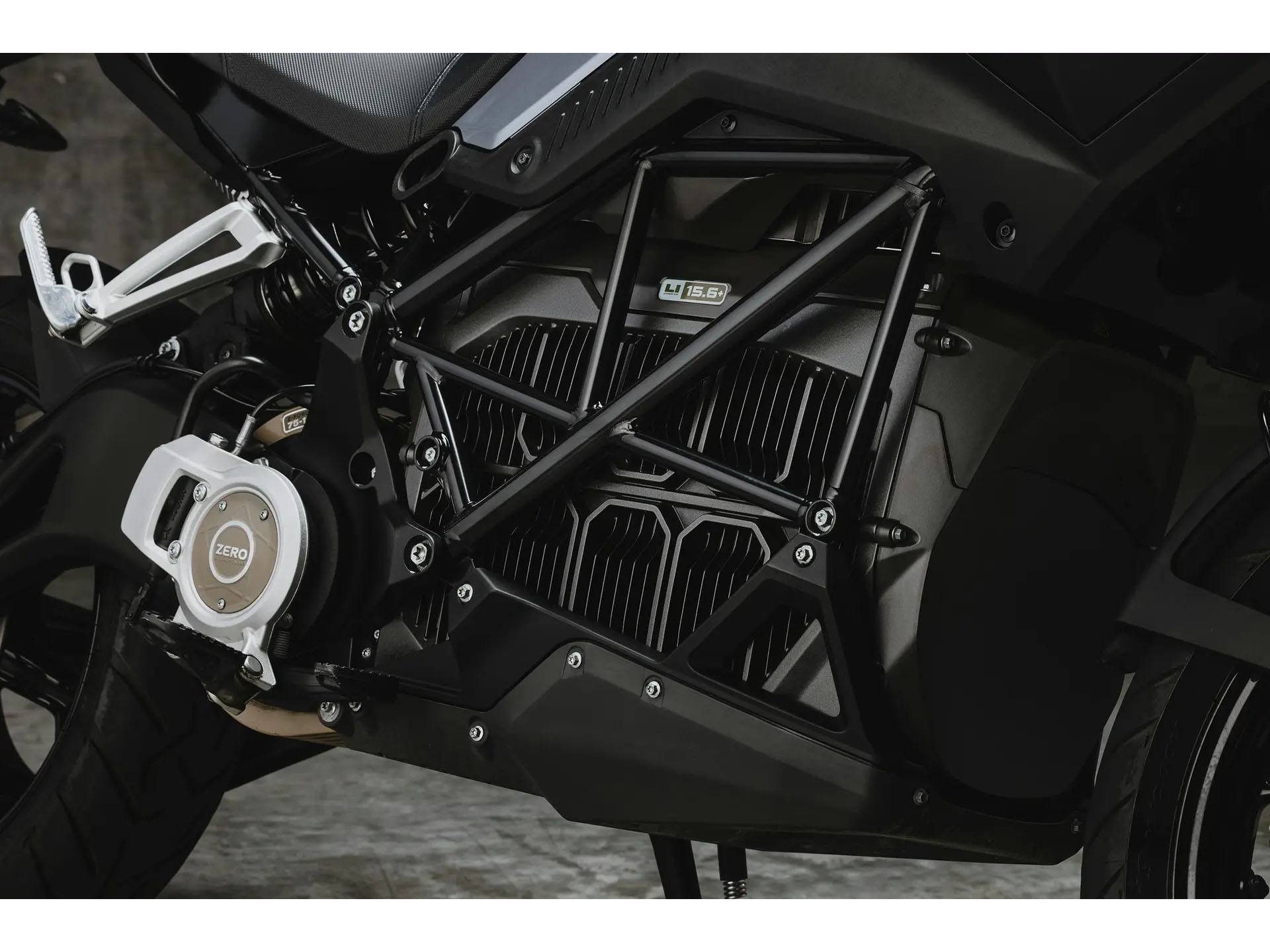 2024 Zero Motorcycles DSR ZF15.6 in Fort Lauderdale, Florida - Photo 12