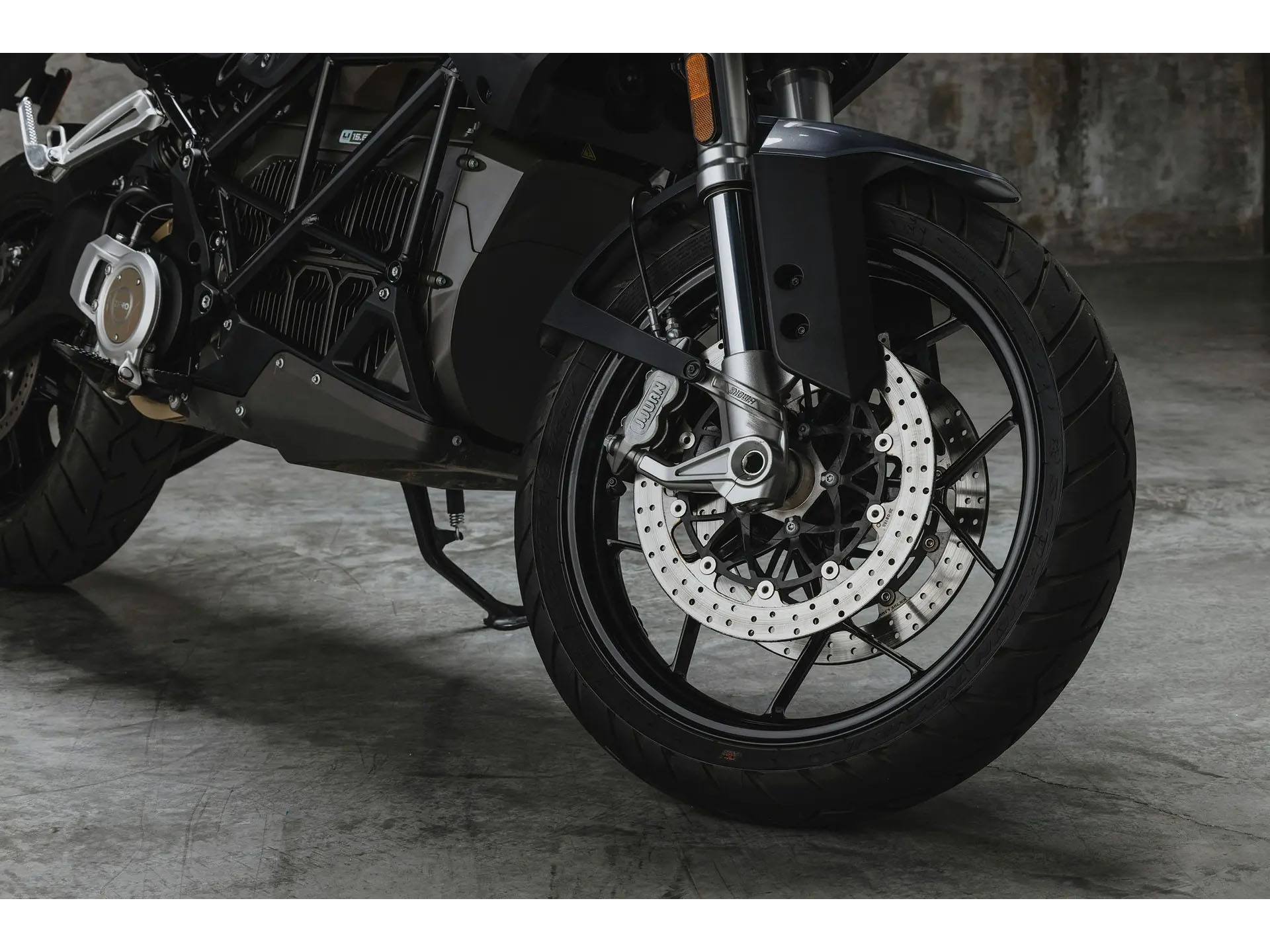 2024 Zero Motorcycles DSR ZF15.6 in Fort Lauderdale, Florida - Photo 13