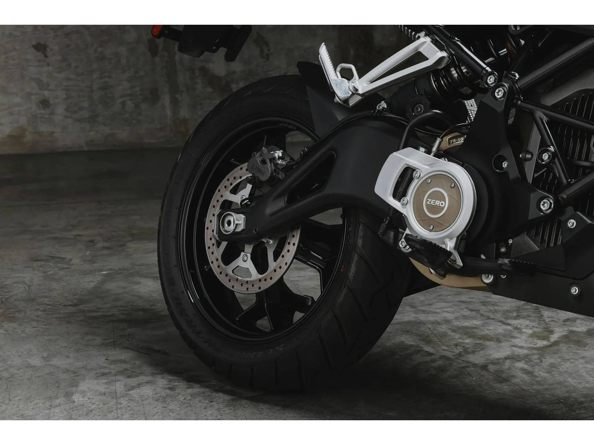 2024 Zero Motorcycles DSR ZF15.6 in Fort Lauderdale, Florida - Photo 16