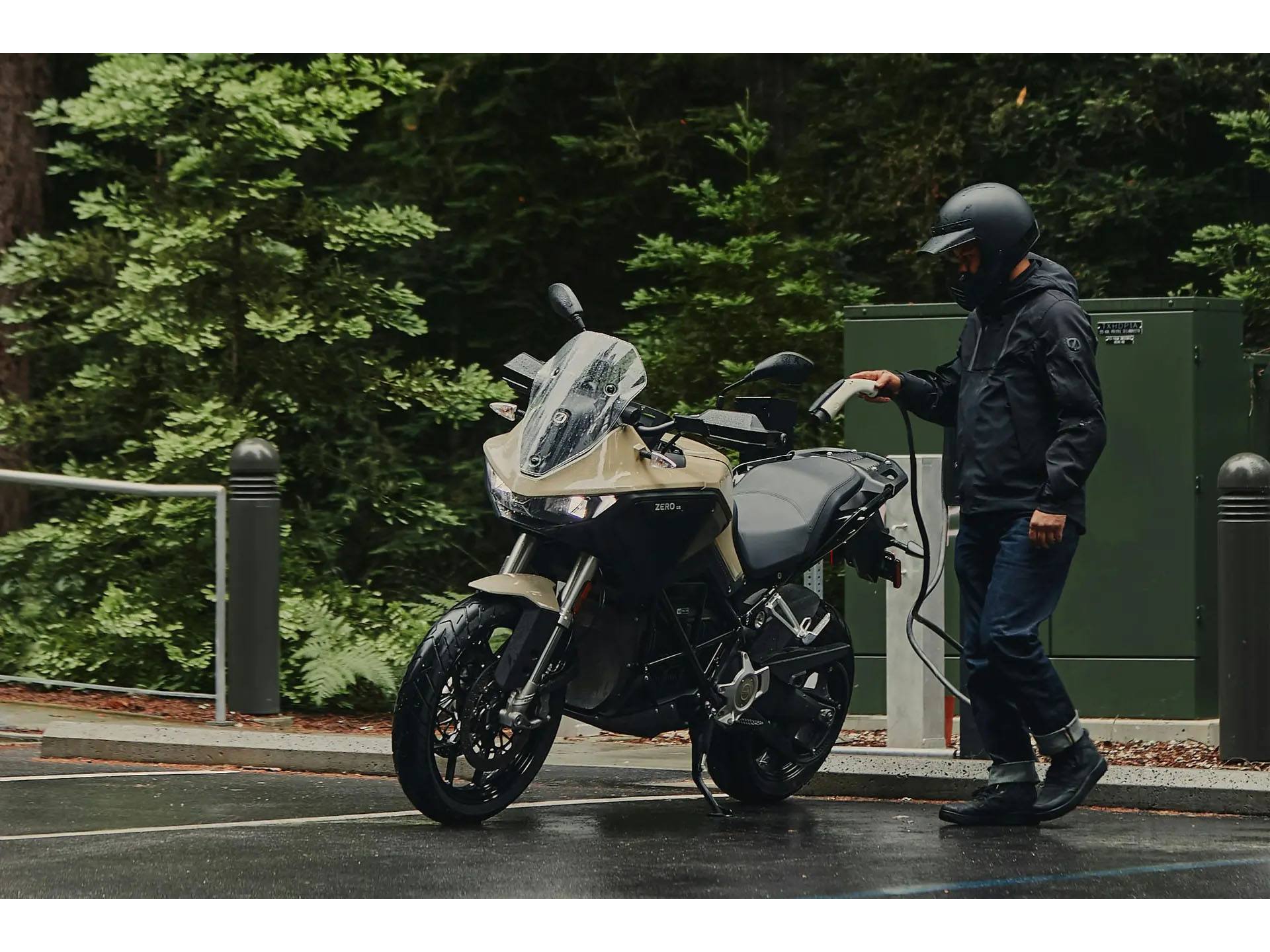 2024 Zero Motorcycles DS ZF14.4 in Fort Lauderdale, Florida - Photo 10