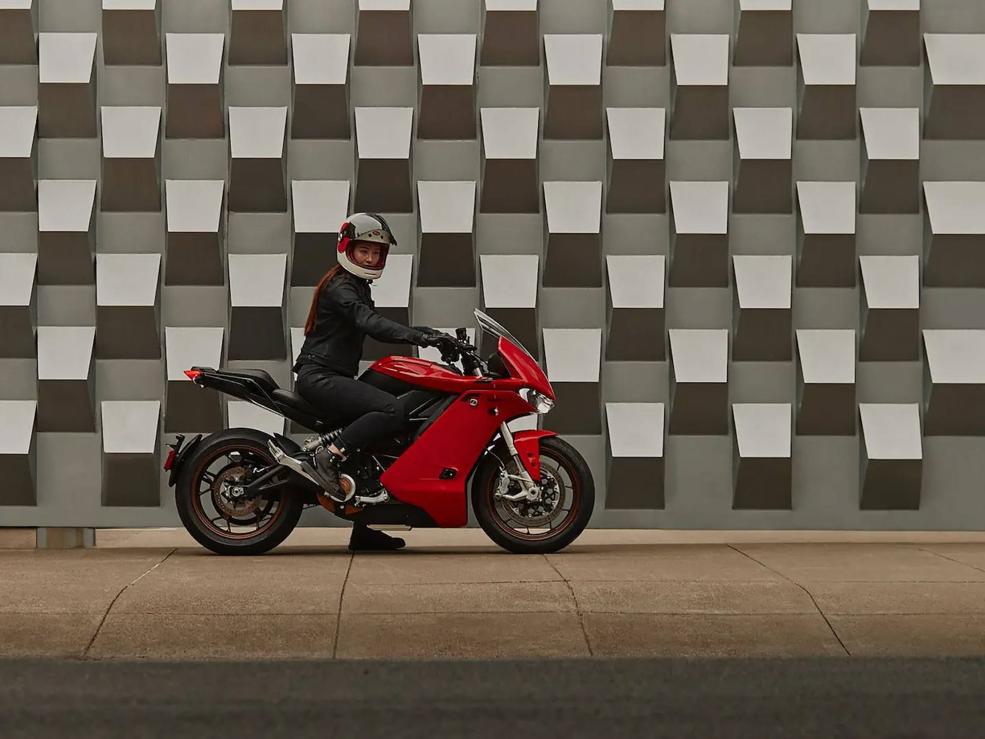 2024 Zero Motorcycles SR/S NA ZF17.3 in Fort Lauderdale, Florida - Photo 16