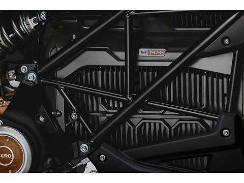 2024 Zero Motorcycles S ZF14.4+ in Fort Lauderdale, Florida - Photo 2