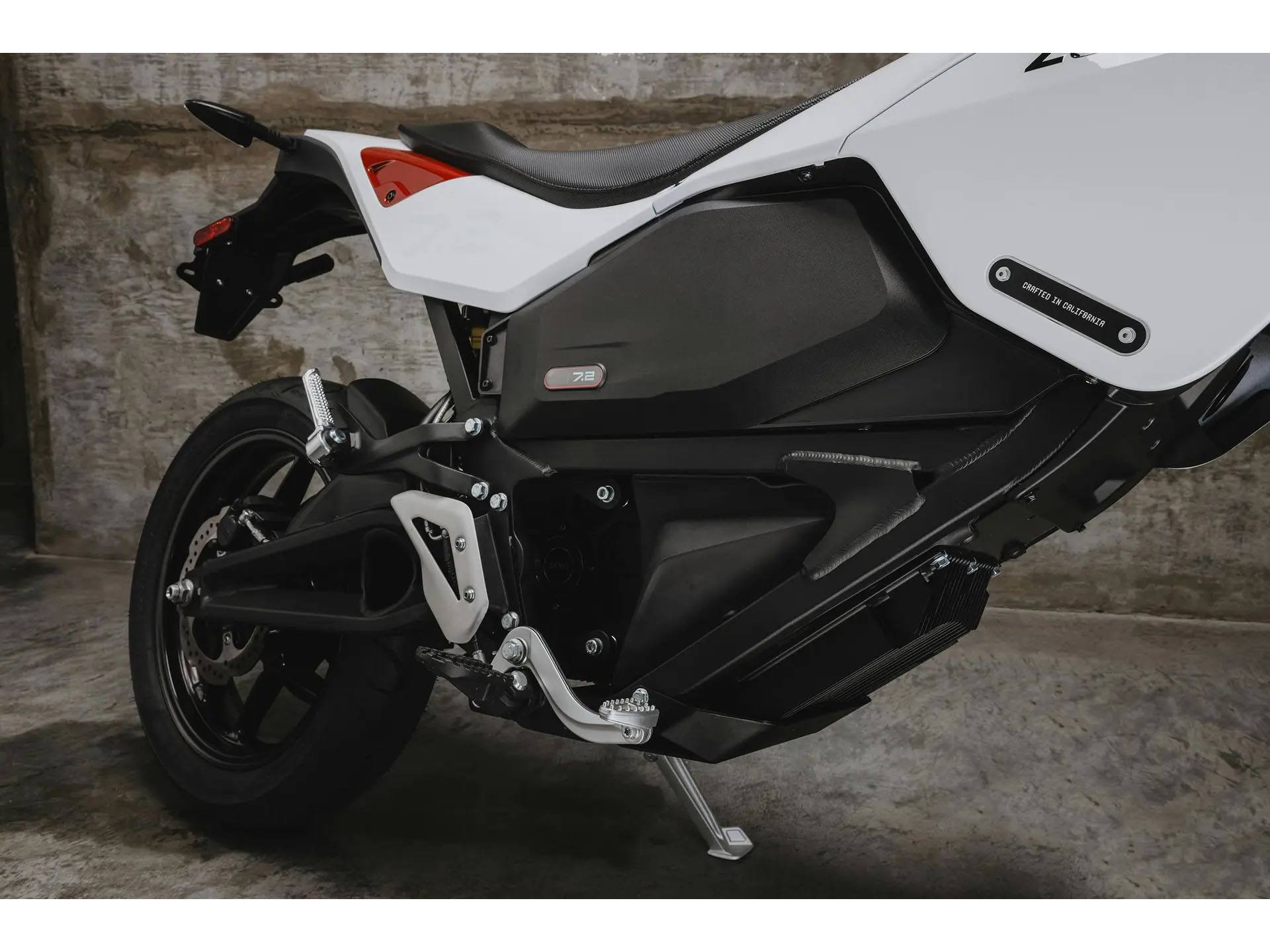 2024 Zero Motorcycles FXE ZF7.2 Integrated in Fort Lauderdale, Florida - Photo 12