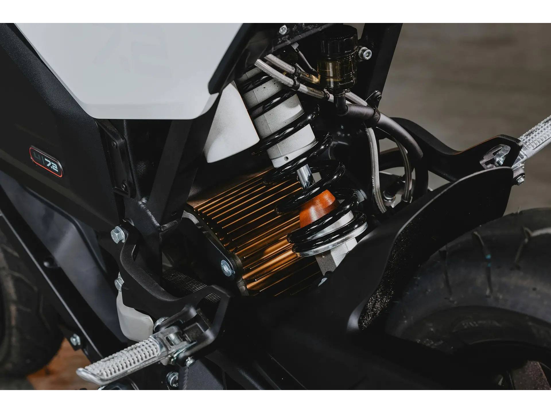 2024 Zero Motorcycles FXE ZF7.2 Integrated in Fort Lauderdale, Florida - Photo 15